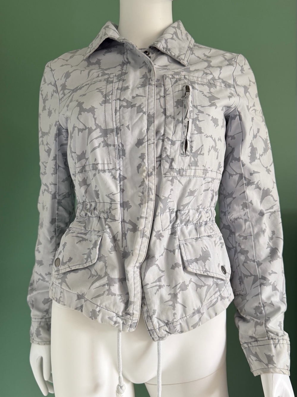 GAP Light Gray Floral Camo Utility Jacket